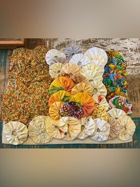 Handmade vintage Fabric Yo-Yo Quilt Pieces, total of 50!